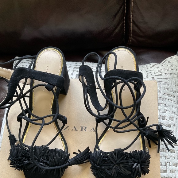 New Zara sandals woman’s - Picture 3 of 12